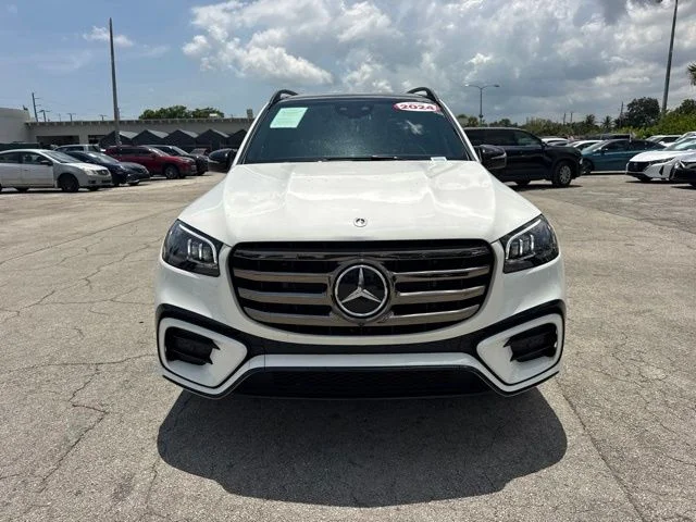 Used 2024  Mercedes-Benz GLS 450 image 8