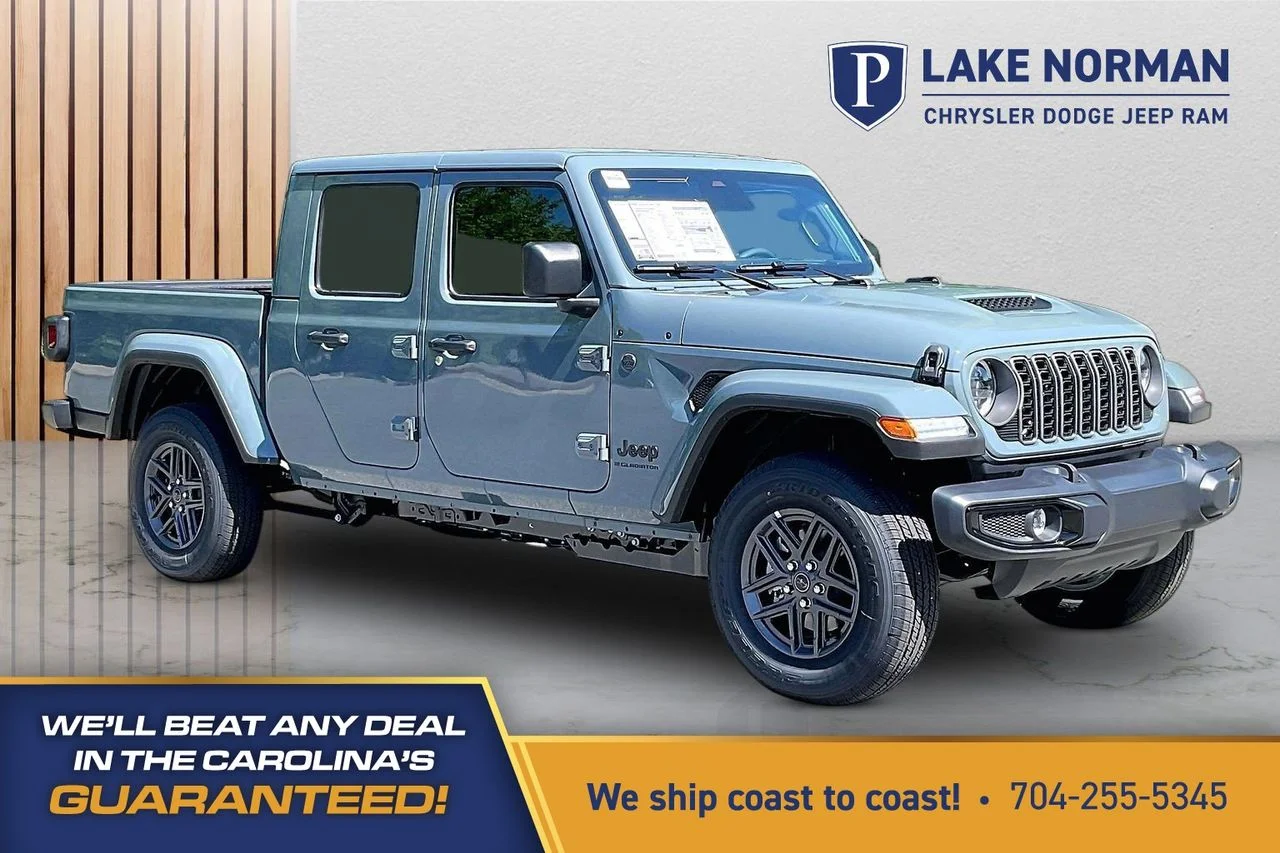 2026 Jeep Gladiator Sport S Auto's photo
