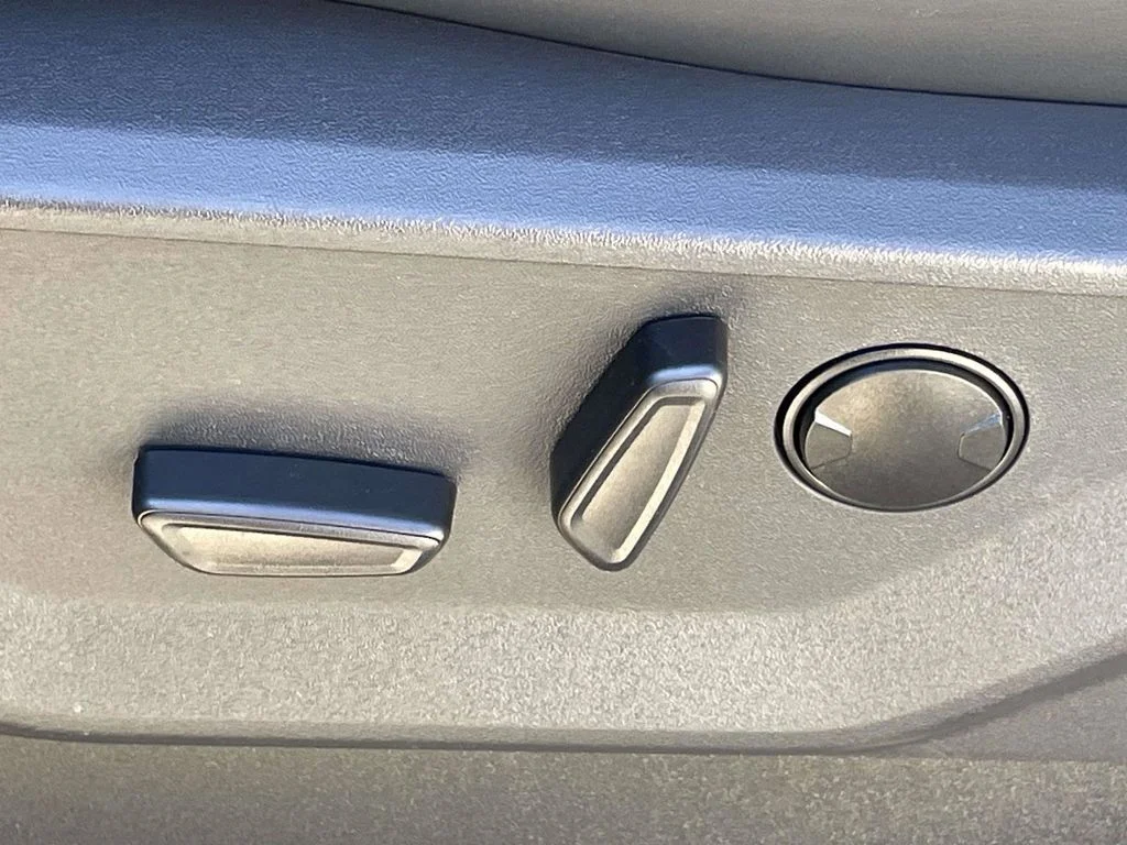 New 2026 Star White Metallic Tri-Coat Ford Tremor® image 14