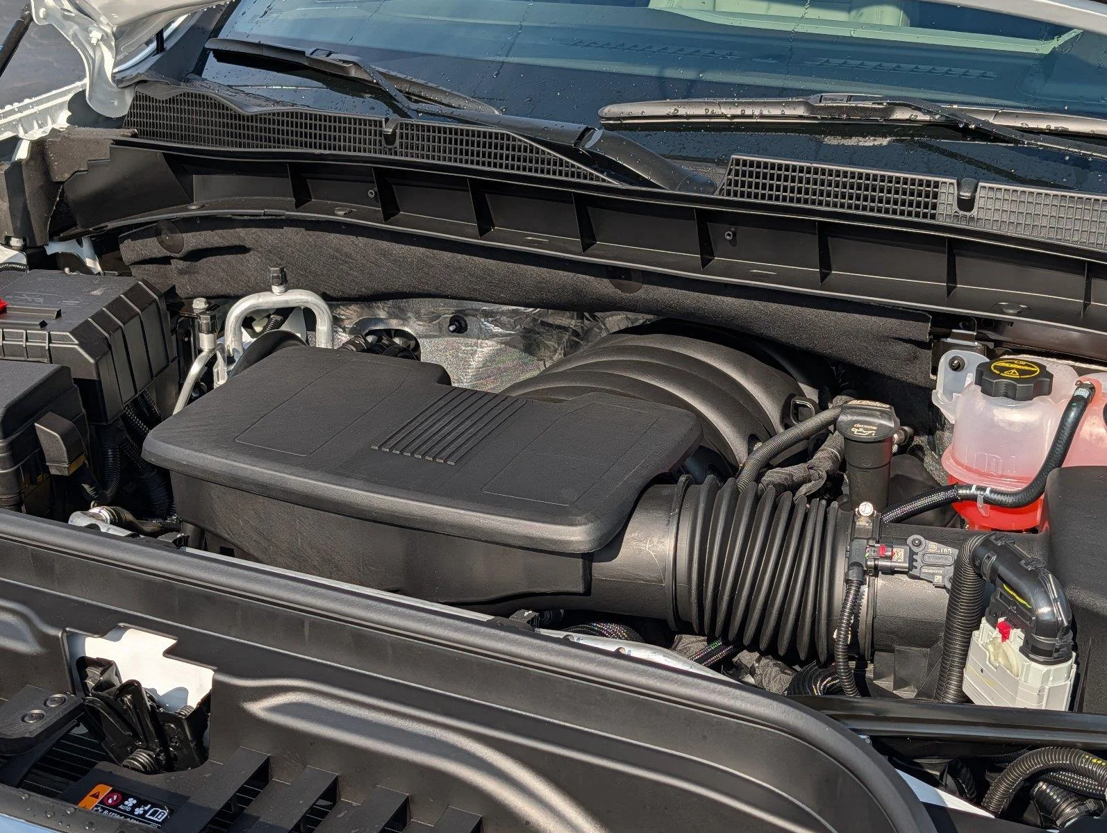 New 2026 Summit White GMC SLT image 42