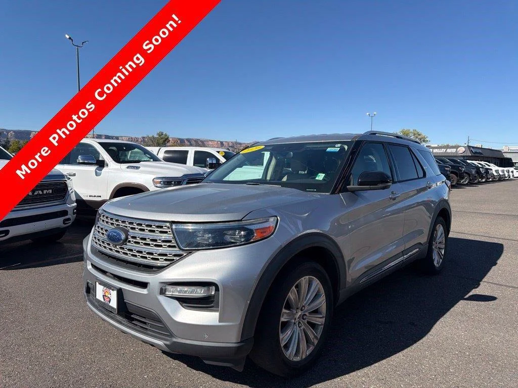 Used 2020 Iconic Silver Ford Limited image 3
