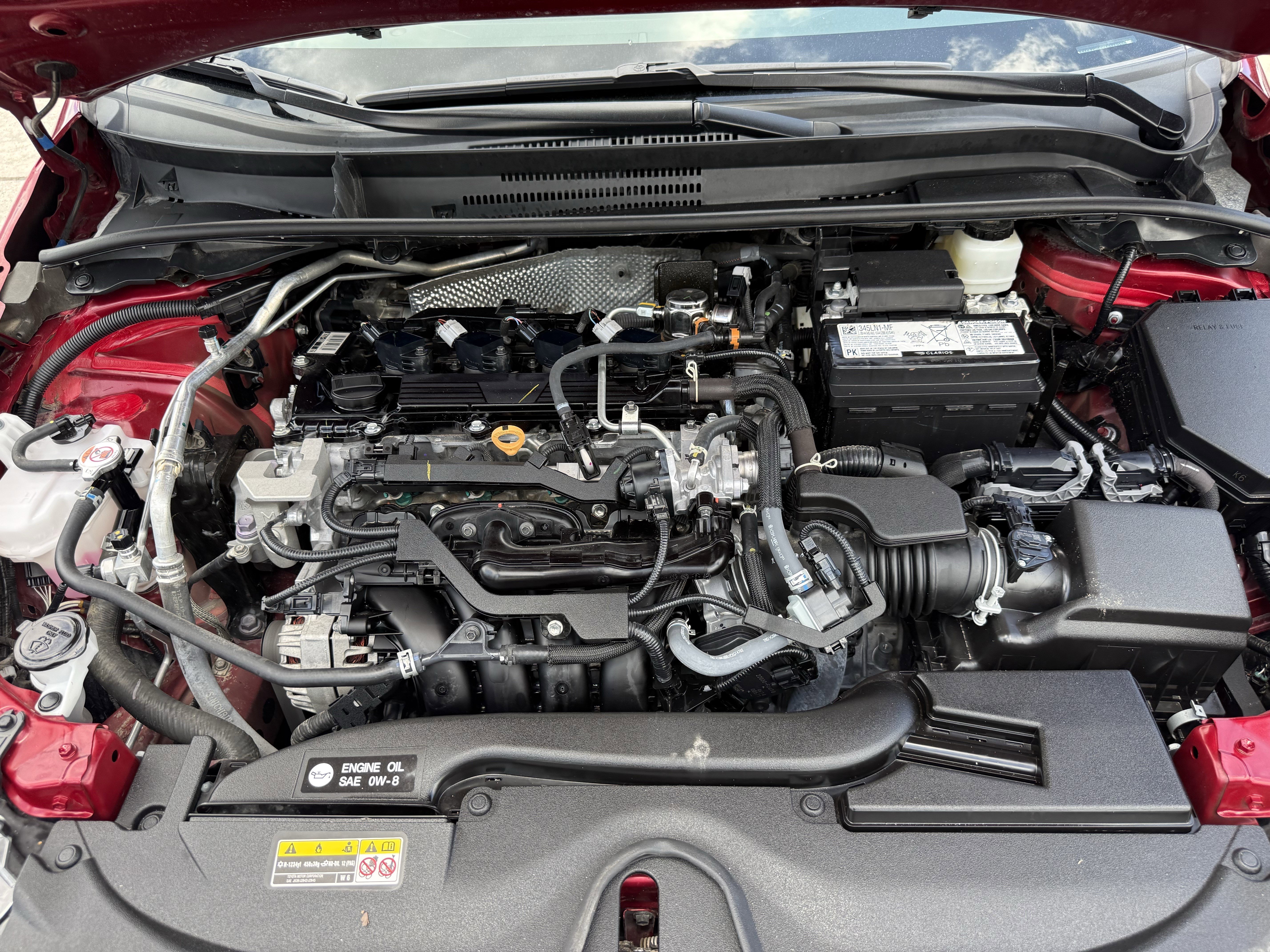 Used 2025 Pearl Toyota LE image 31