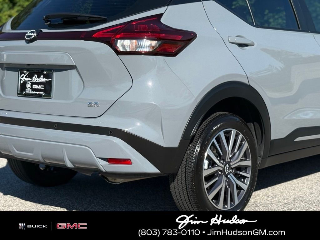 Used 2024 Gray Nissan SR image 15