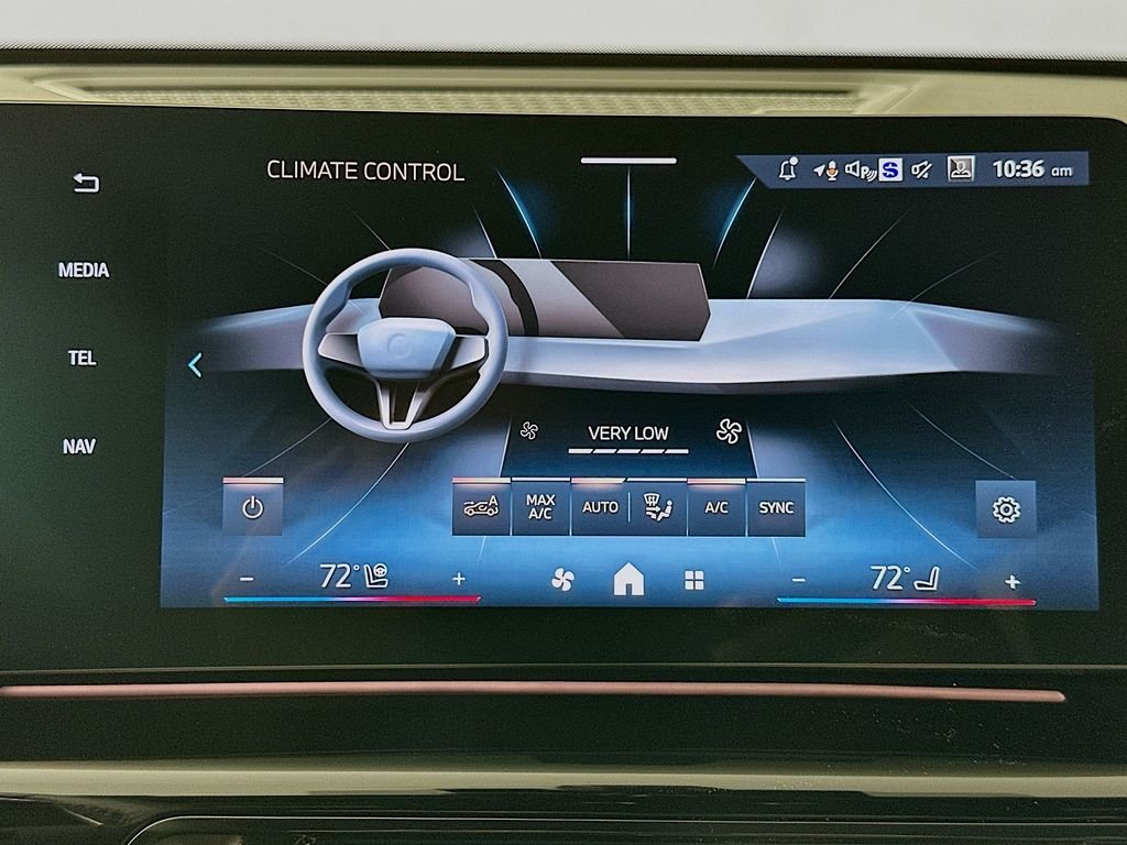 Used 2026 Black Sapphire Metallic BMW xDrive28i image 14