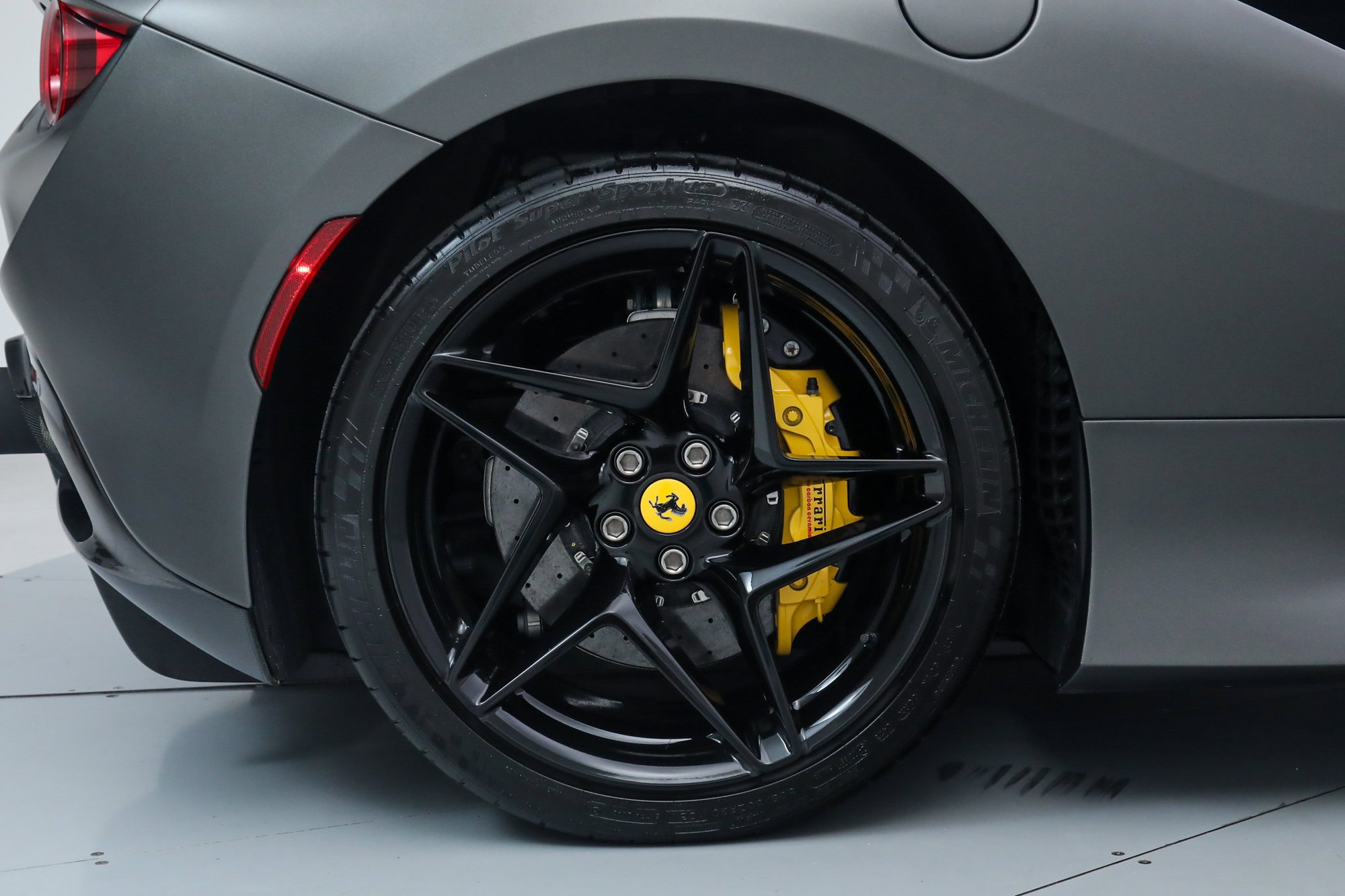 Used 2023 Gray Ferrari  image 38