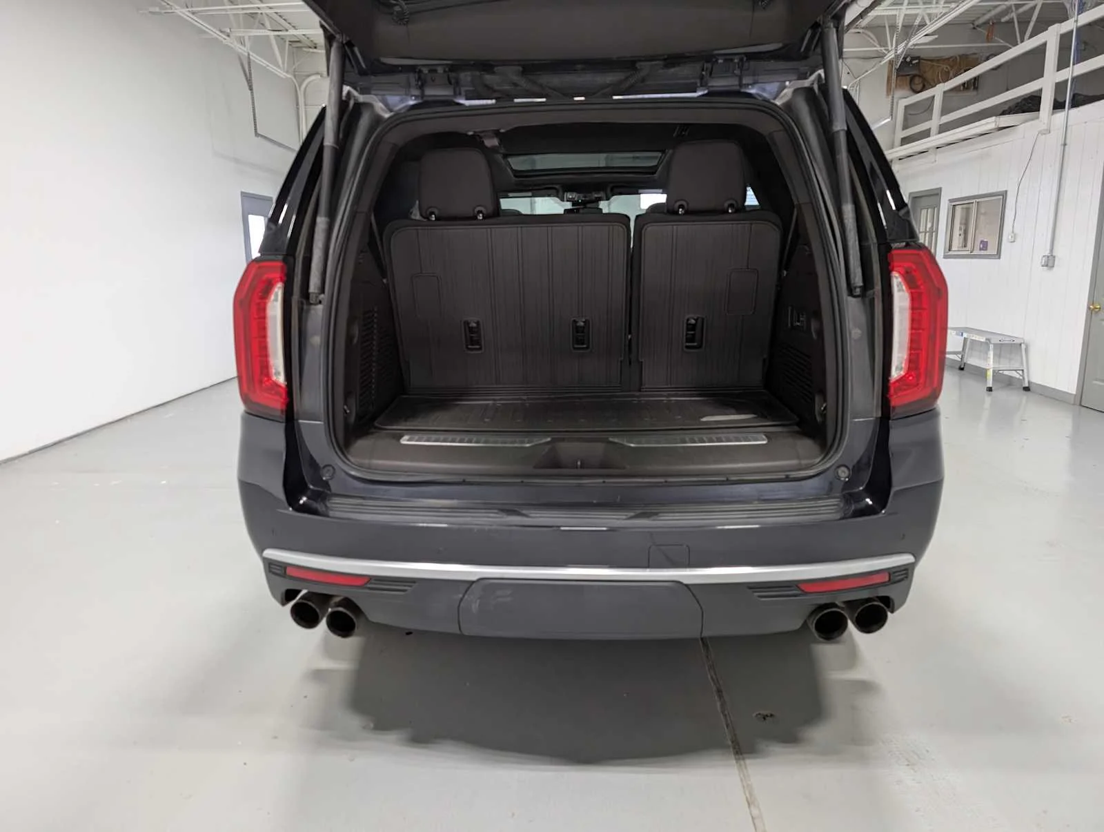 Used 2023 Titanium Rush Metallic GMC Denali image 41