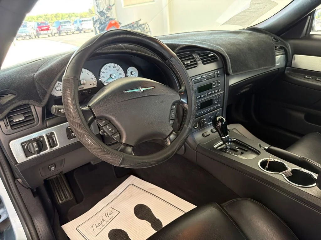 Used 2004 Light Ice Blue Metallic Ford Base image 20