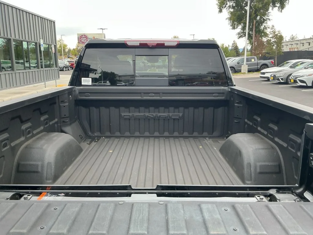 Used 2024 Black GMC Denali image 23