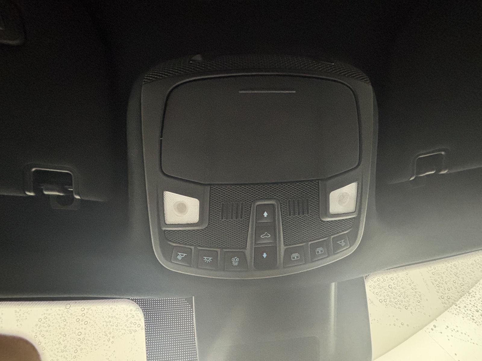 Used 2021 Antimatter Blue Ford XLT image 16