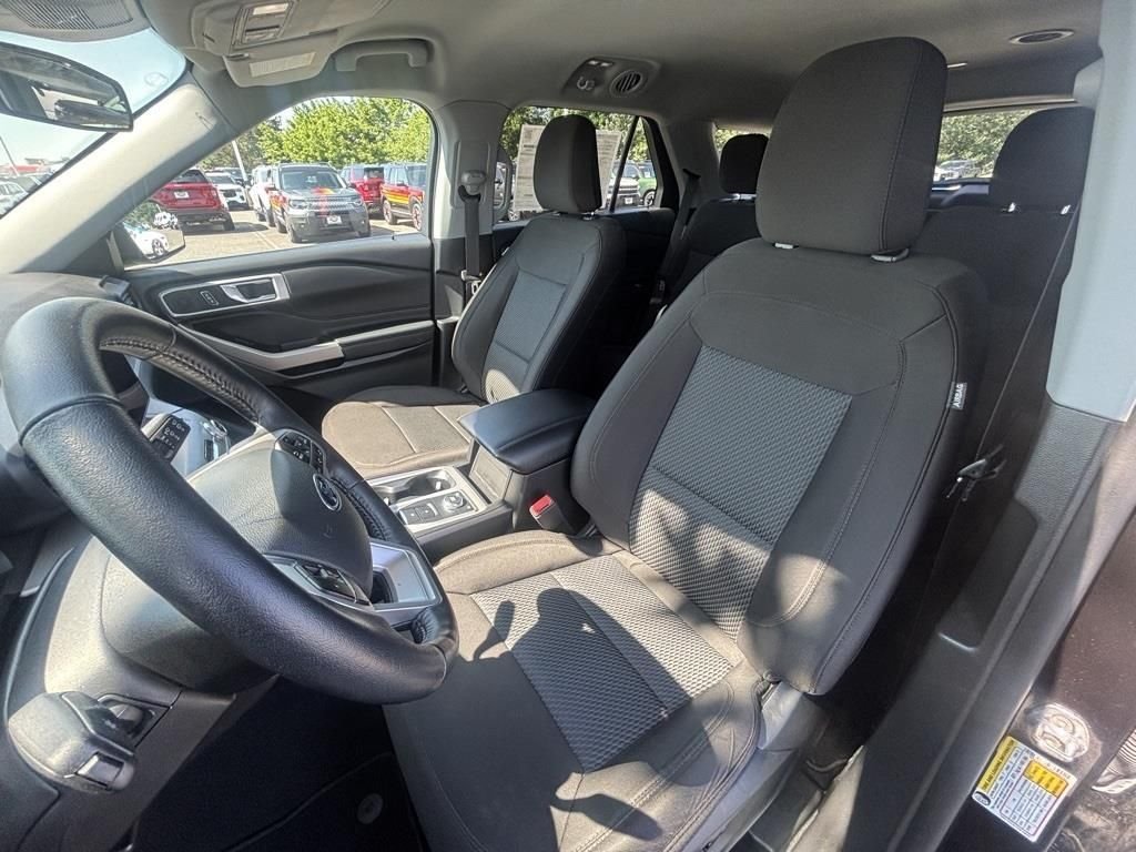 2023 Ford Explorer XLT - Photo 18