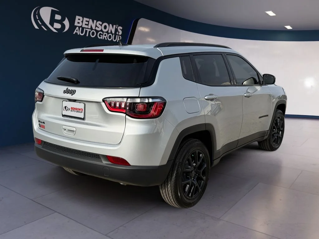New 2026 Silver Jeep Latitude image 5