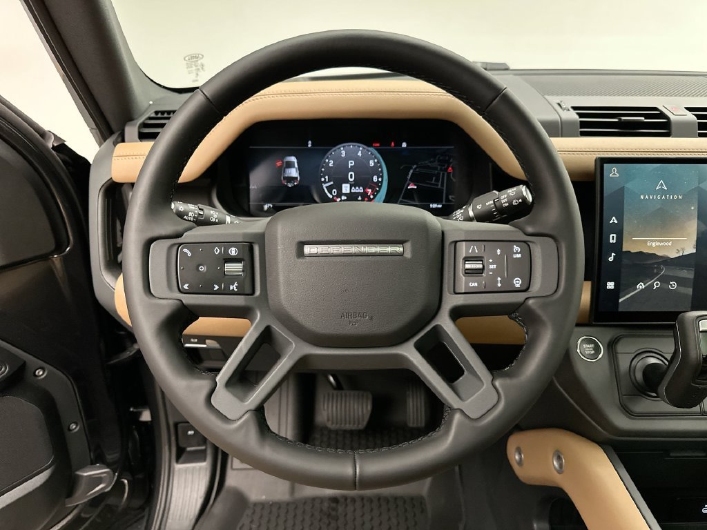 New 2026 Carpathian Grey Prem Met Land Rover X-Dynamic SE image 15