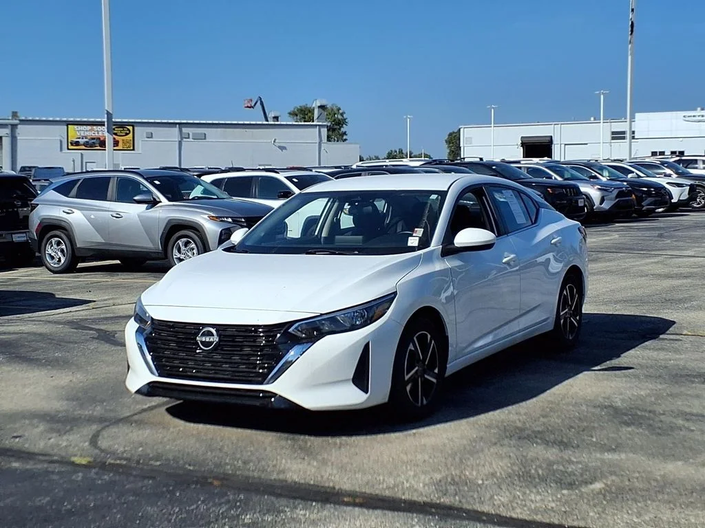 Used 2024 Nissan Sentra SV with VIN 3N1AB8CV3RY237723 for sale in Kansas City