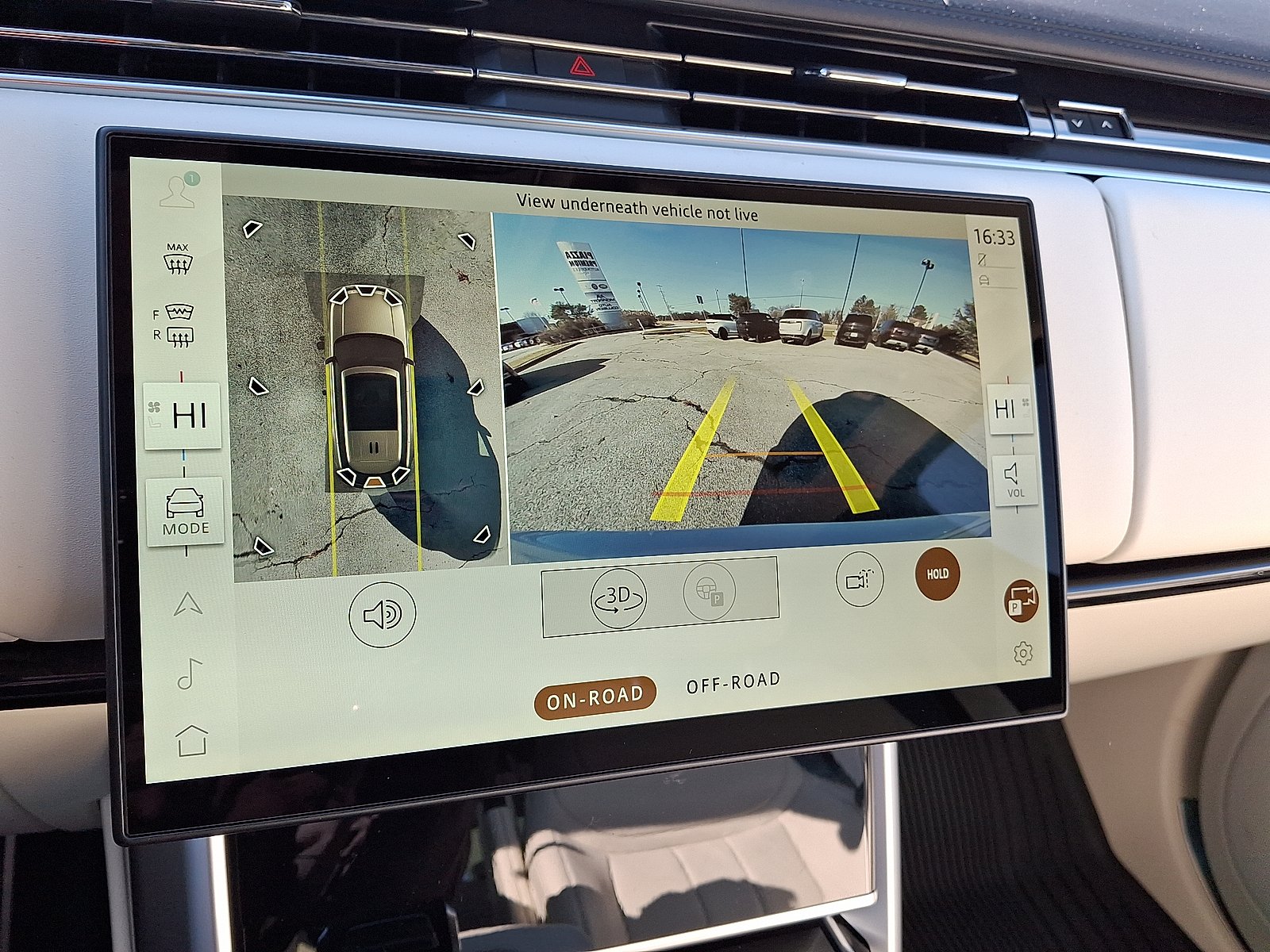 2026 Land Rover Range Rover SE - Photo 9