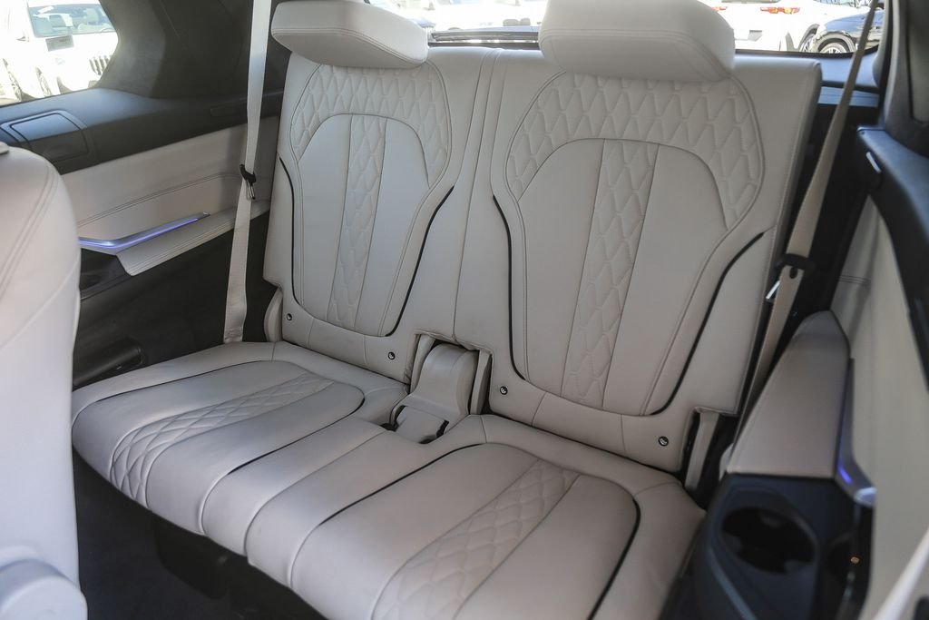 Used 2025 ALPINA Blue Metallic BMW ALPINA XB7 image 17