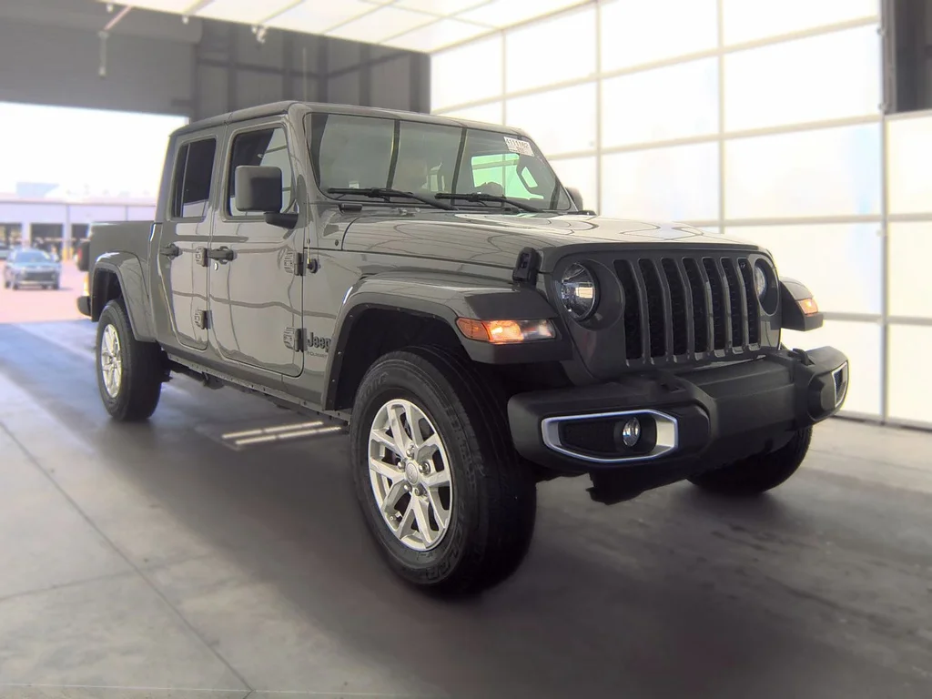 2023 Jeep Gladiator Sport S