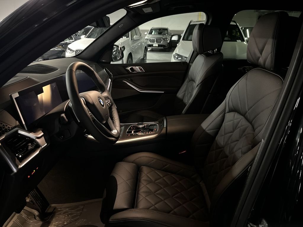 New 2026 Black Sapphire Metallic BMW xDrive40i image 11
