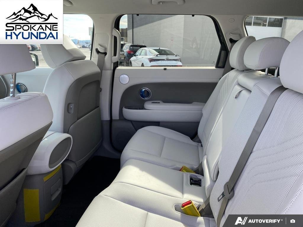 New 2026 Classy Blue Pearl Hyundai SEL 8P image 26