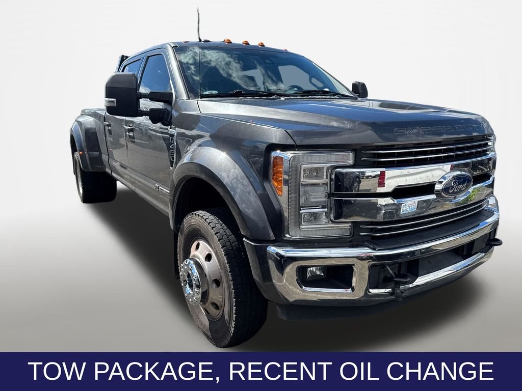 Used 2018 Magnetic Metallic Ford Lariat image 2