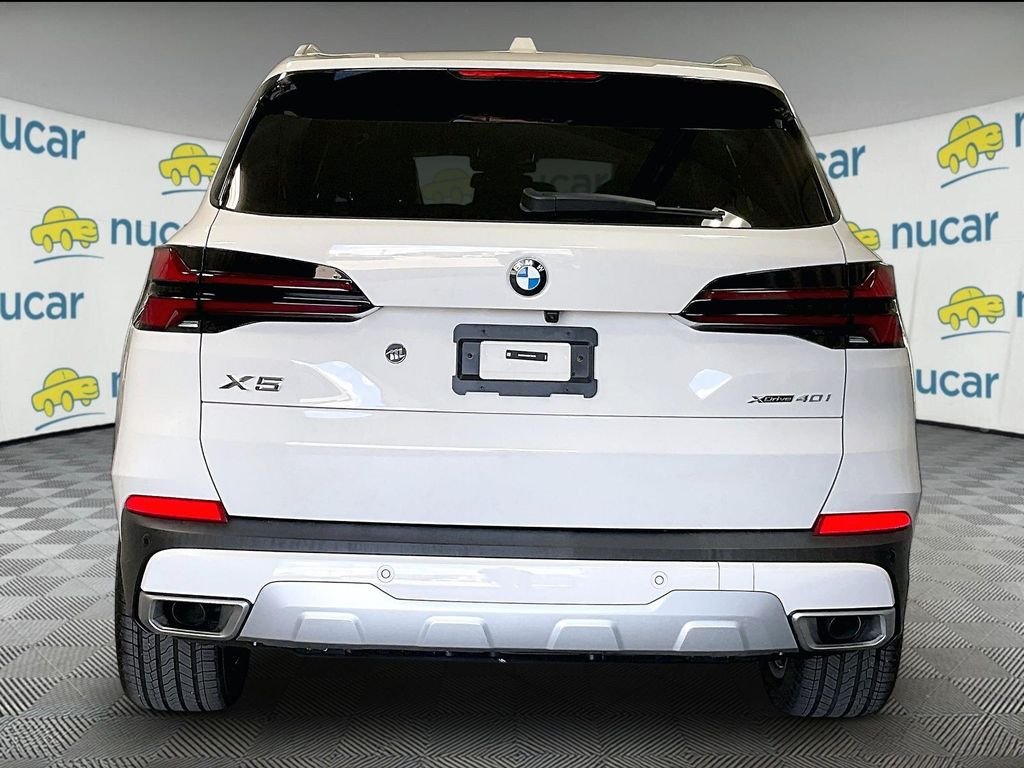 Used 2025 White BMW xDrive40i image 5