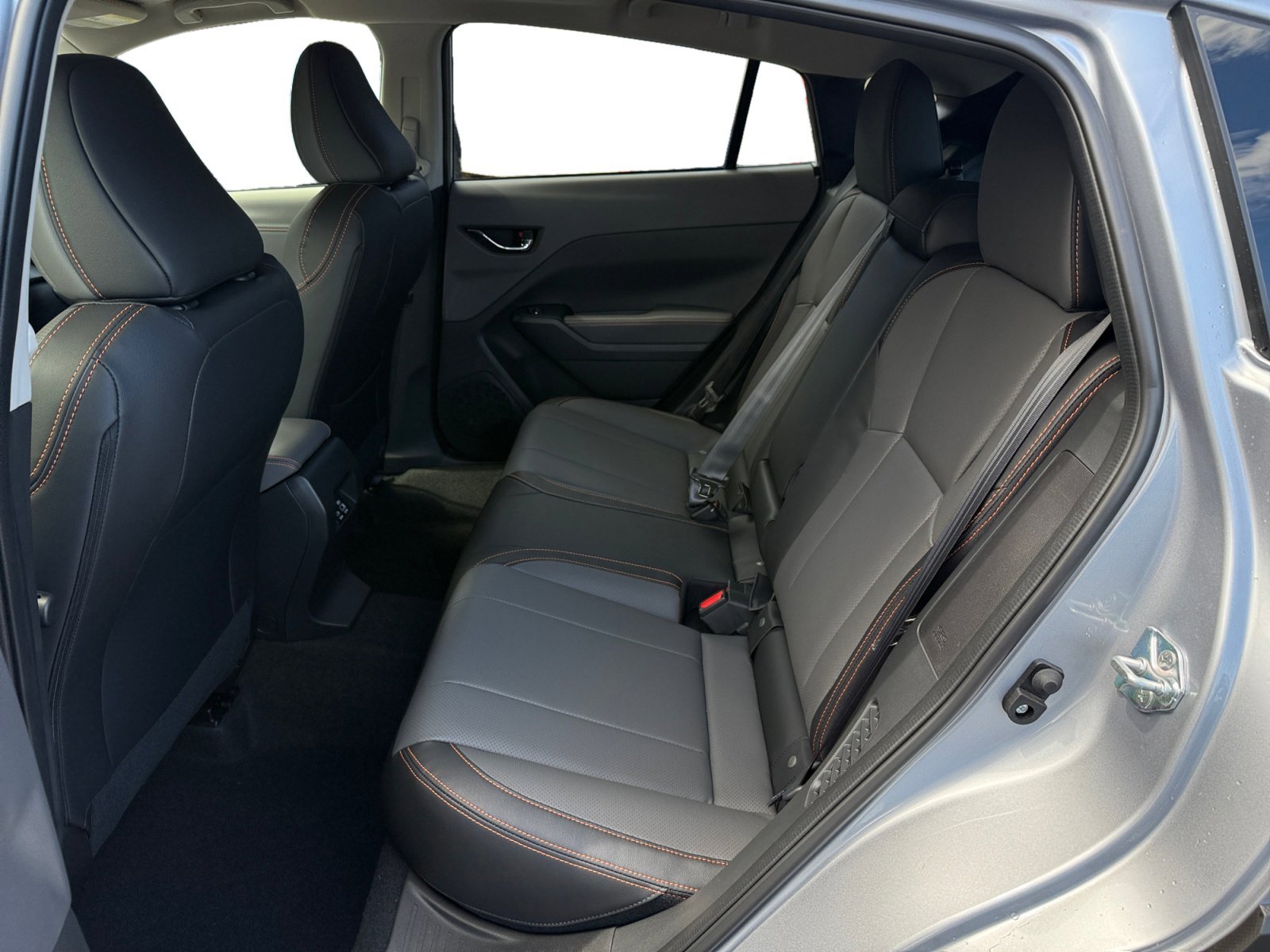 New 2026 ICE SILVER METALLIC Subaru Limited Hybrid image 16