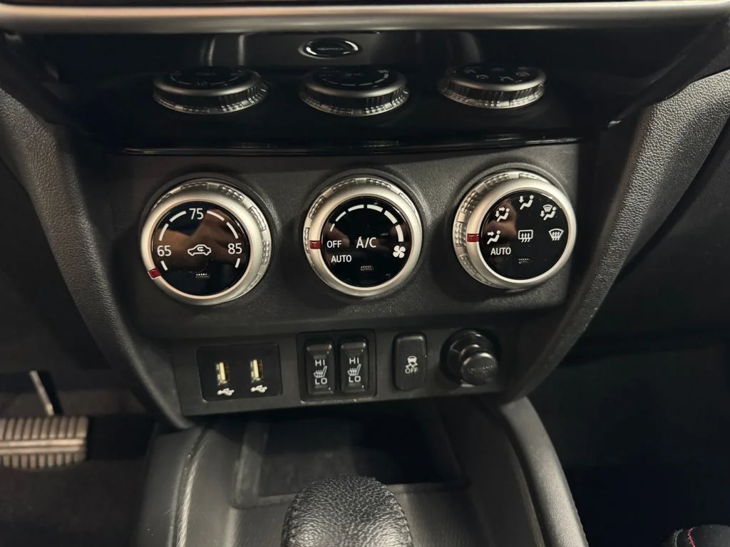 Used 2024 Black Mitsubishi 2.0 SE image 23