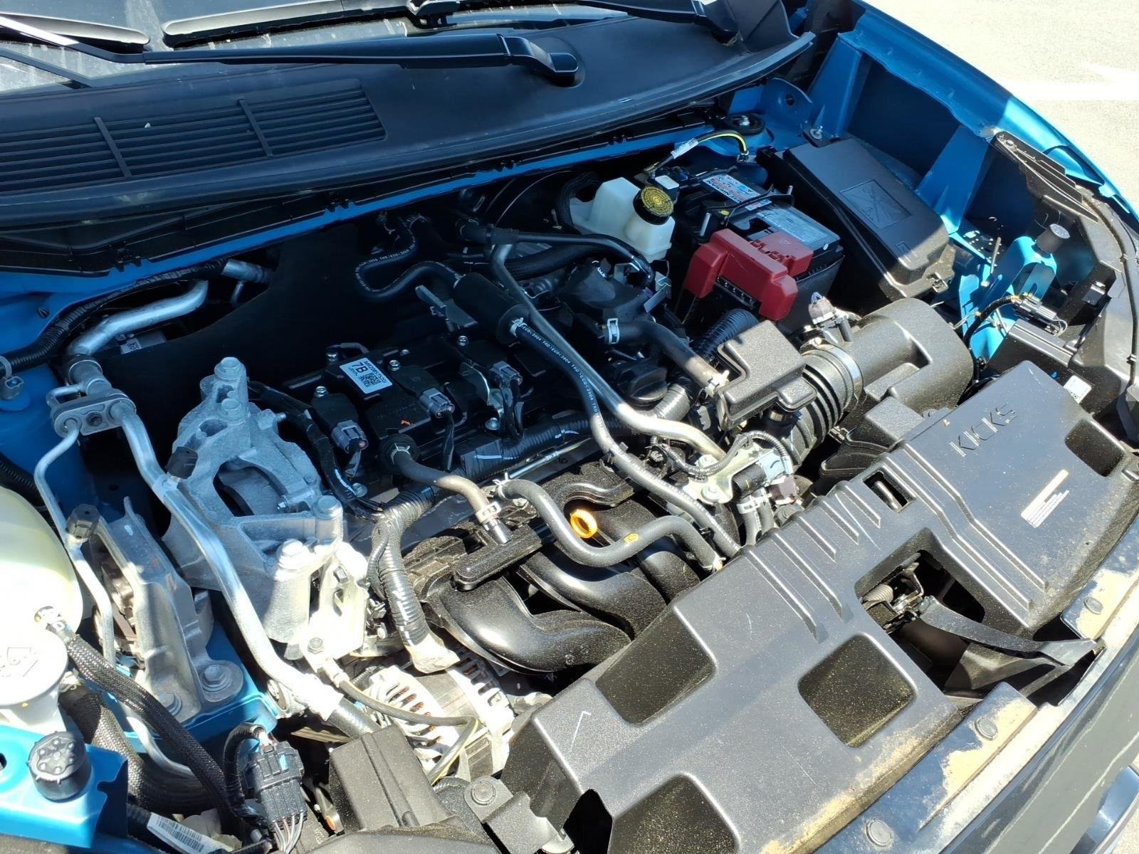 Used 2025 Arctic Ice Blue Metallic/Super Black Nissan SR image 29