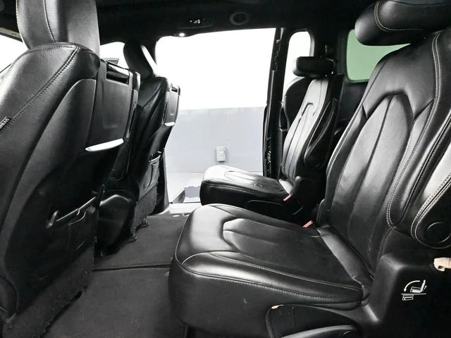 2019 Chrysler Pacifica Touring L Plus - Photo 39