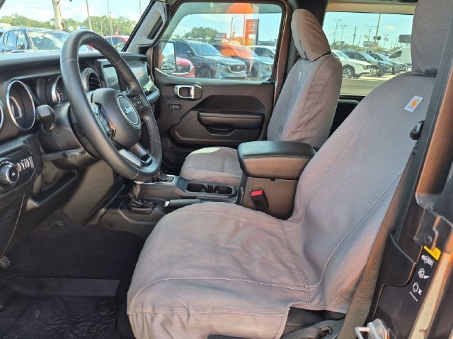 Used 2020 Crystal Metallic Jeep Sport S image 15