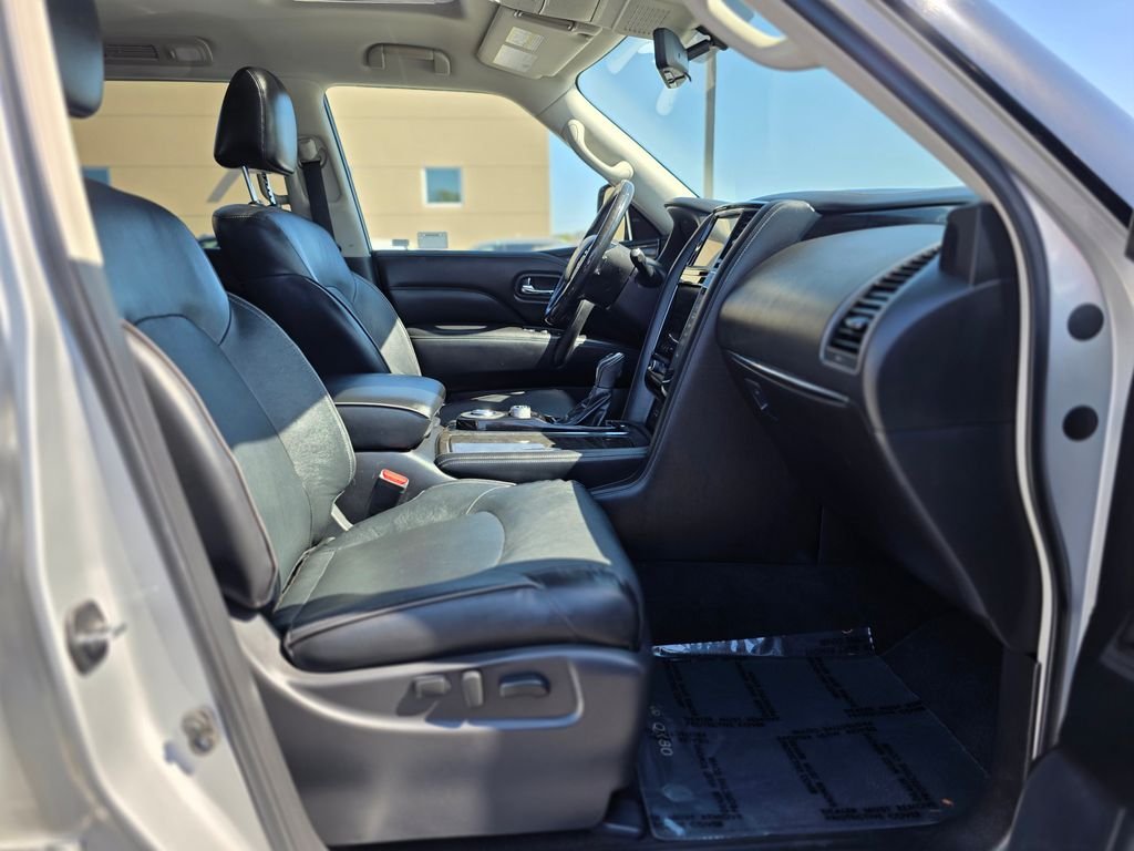 2021 INFINITI QX80 - Photo 10