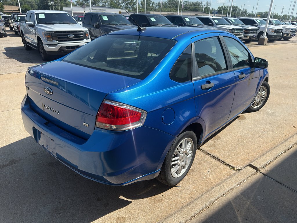 Used 2011 Blue Flame Metallic Ford SE image 6