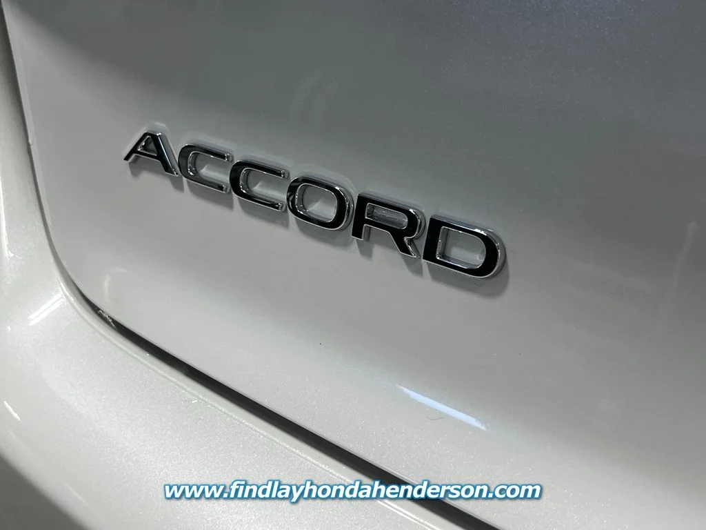 New 2026 Platinum White Pearl Honda SE image 6