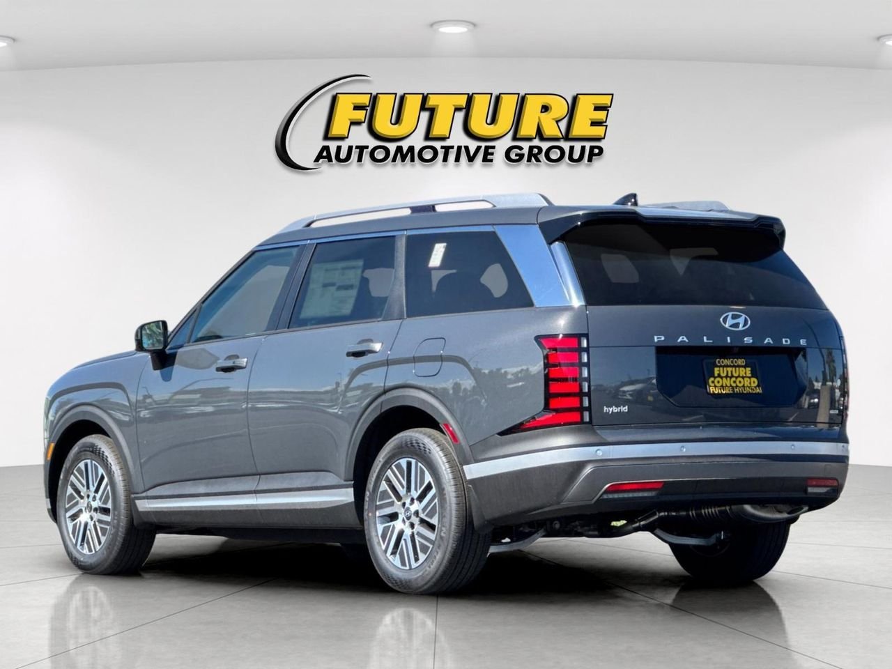 New 2026 Gray Hyundai SEL 7P image 5