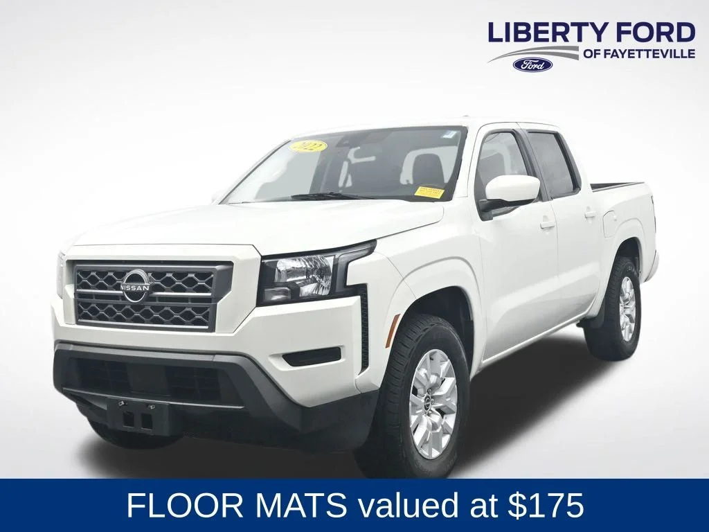 Used 2022 White Nissan SV image 1