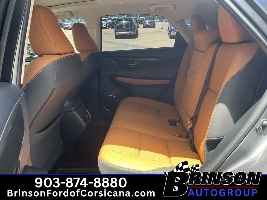Used 2020 Nebula Gray Pearl Lexus Base image 17