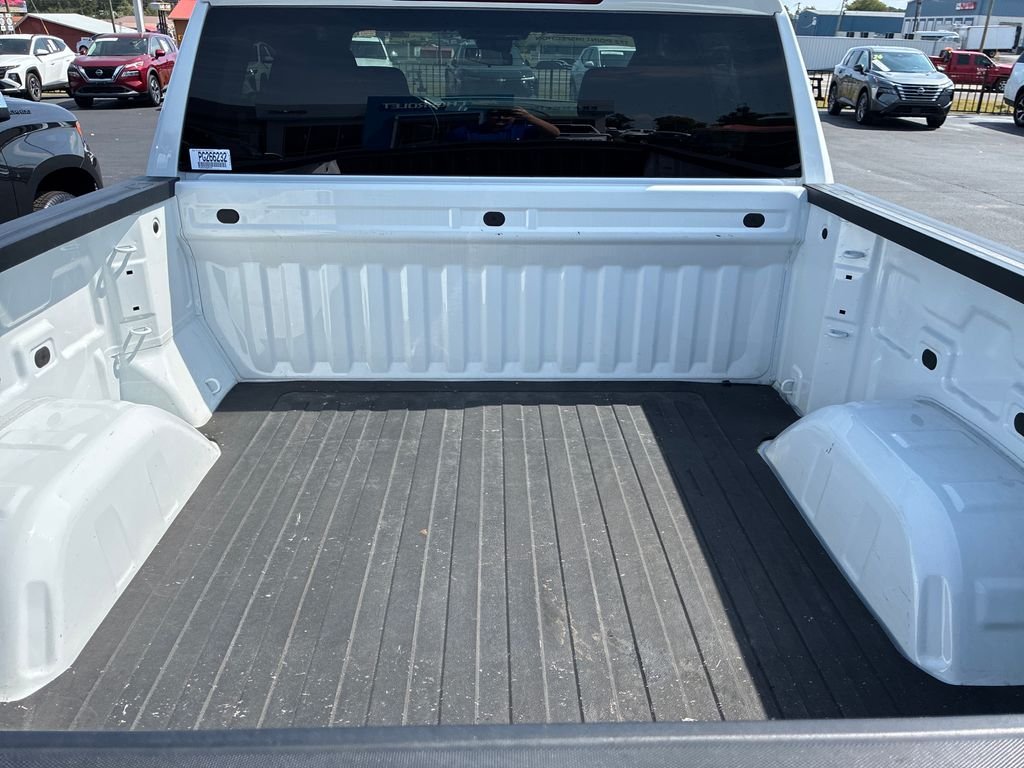 Used 2023 White Chevrolet LT image 18