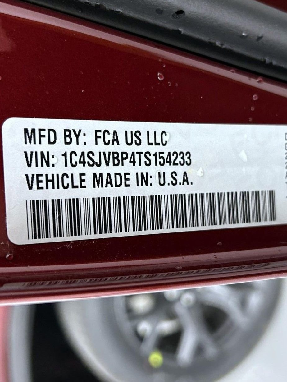 New 2026 Velvet Red Pearl-Coat Exterior Paint Jeep Limited Altitude image 27