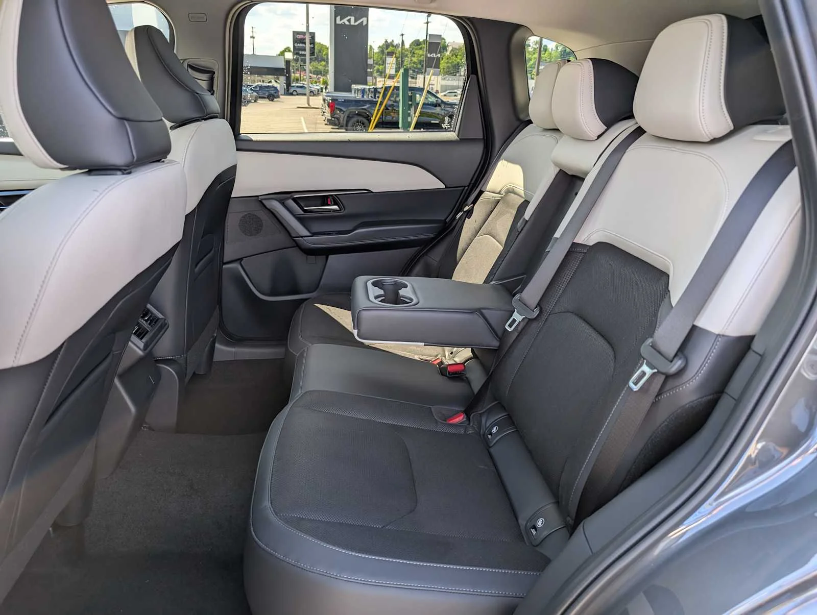 New 2026 Machine Gray Metallic Mazda 2.5 S Preferred image 17