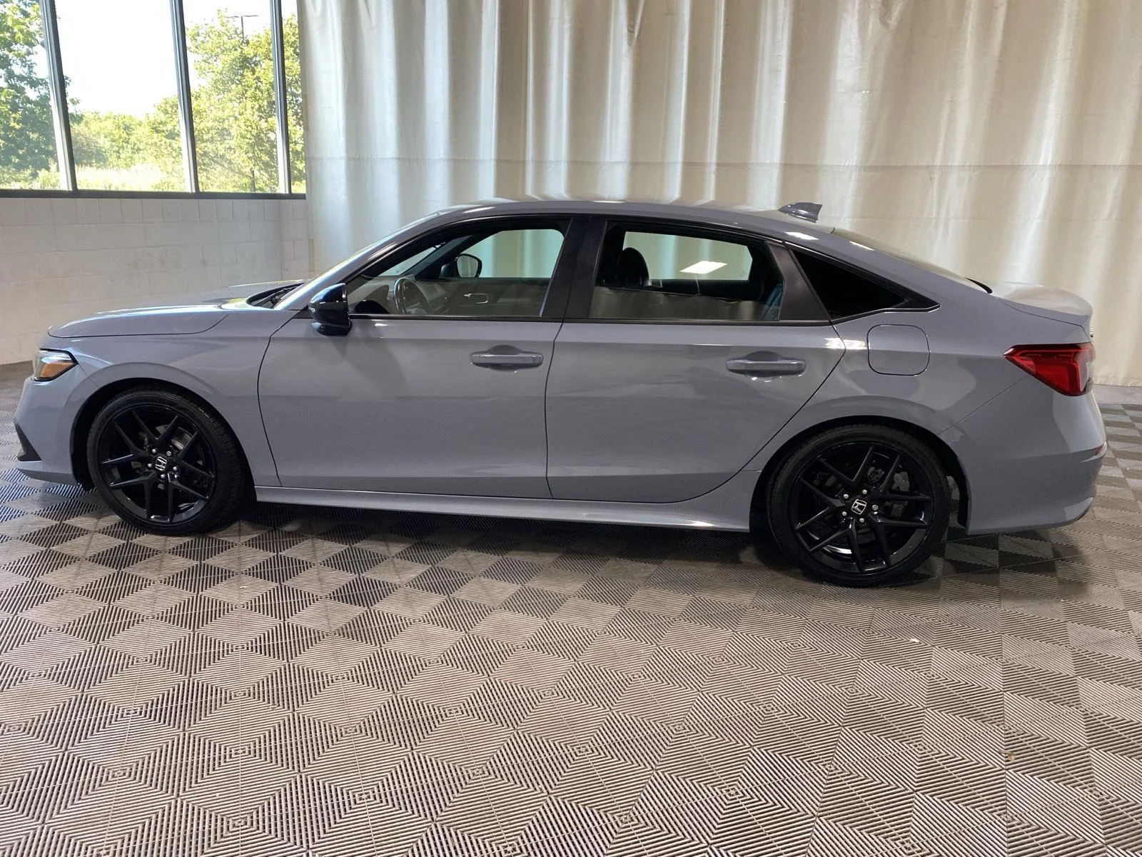 Certified Used 2024 Sonic Gray Pearl Honda Sport image 7