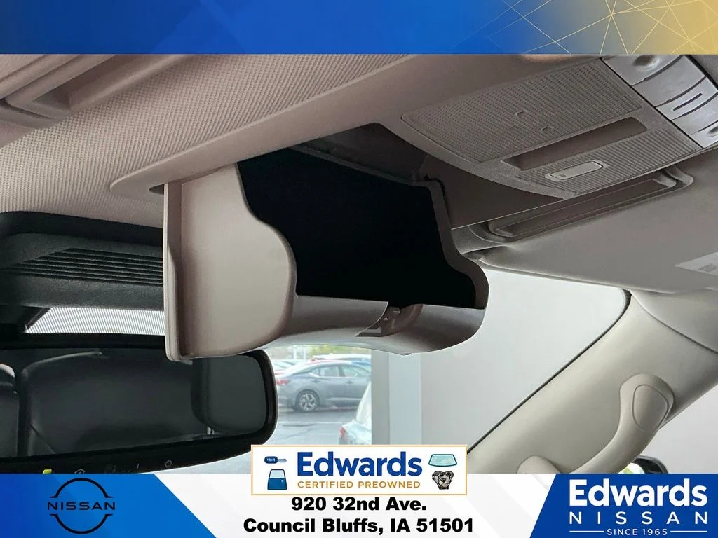 Used 2023 Blue Nissan SL image 39