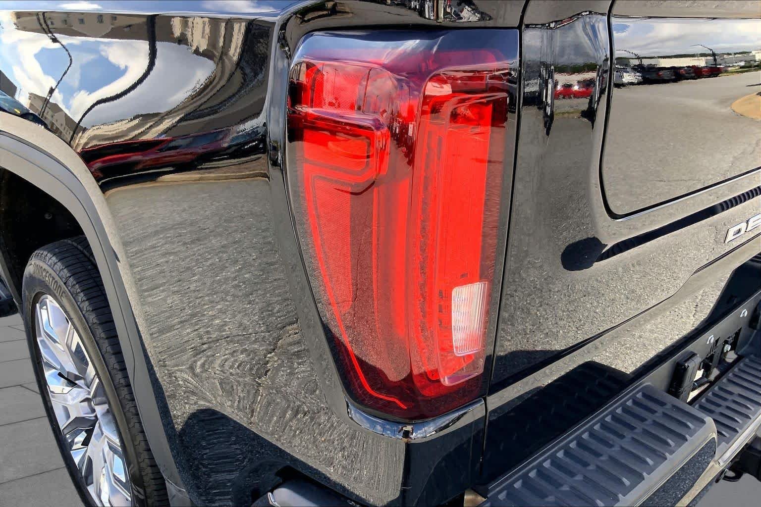 Certified Used 2026 Onyx Black GMC Denali image 27