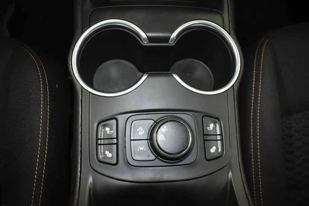 Used 2021 Satin Steel Metallic GMC SLE image 14
