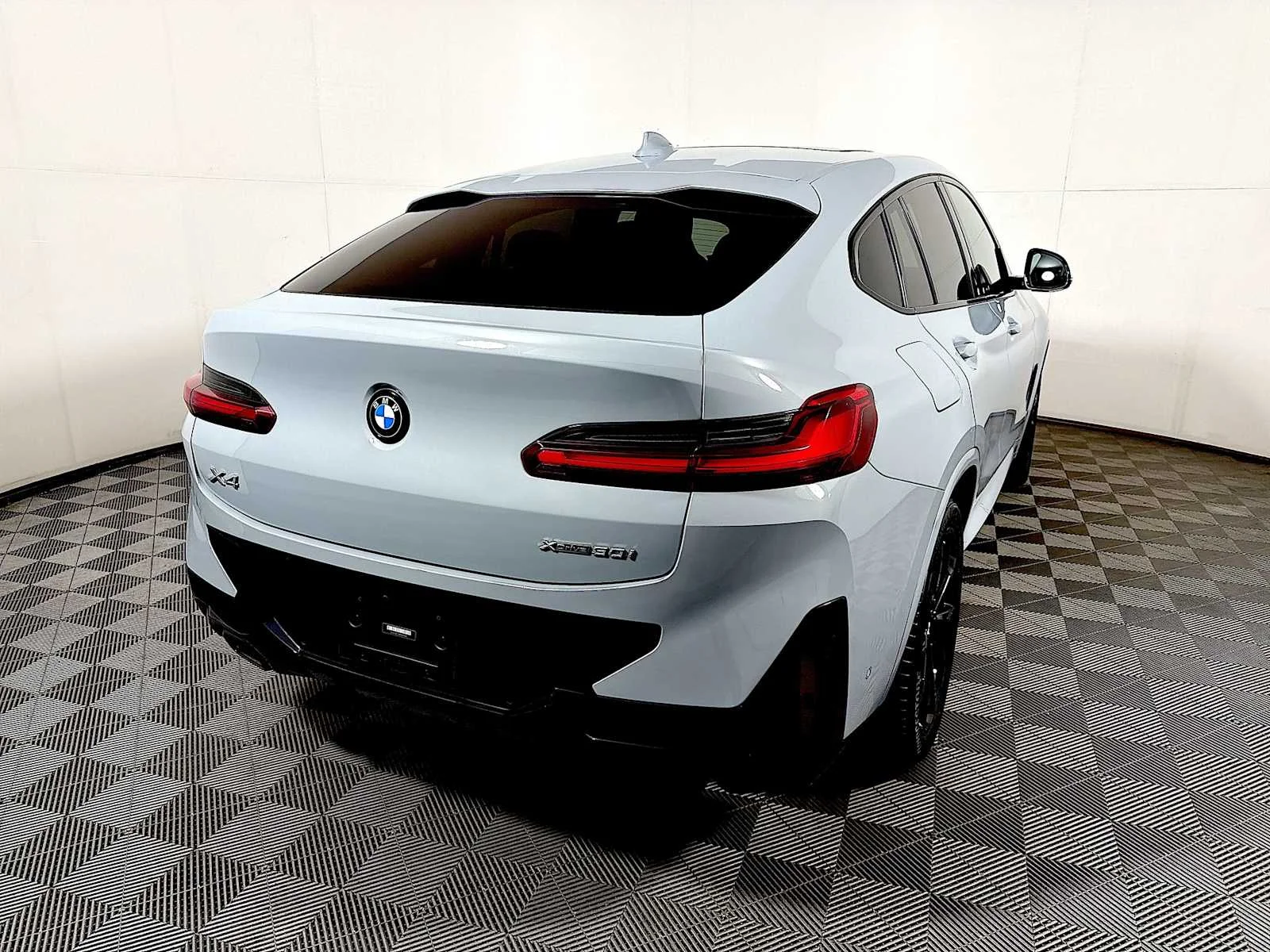 Certified Used 2023 Brooklyn Grey Metallic BMW xDrive30i image 6