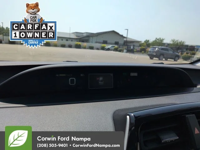 Used 2022 Beige Toyota XLE AWD-e image 15