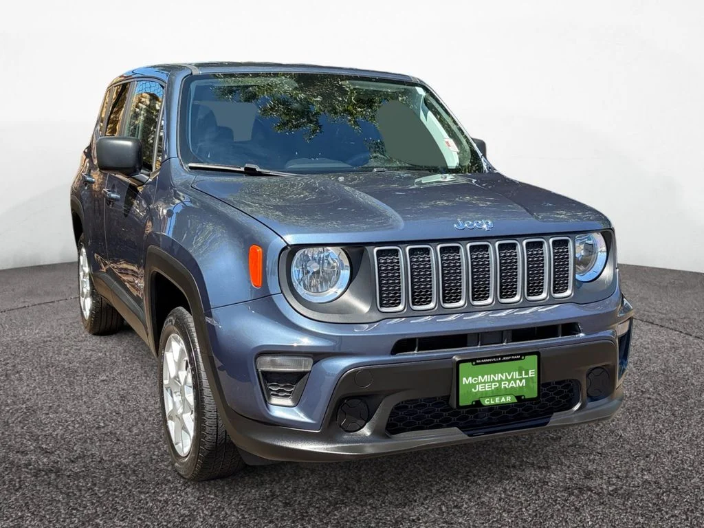 Certified Used 2023 Blue Jeep Latitude image 7