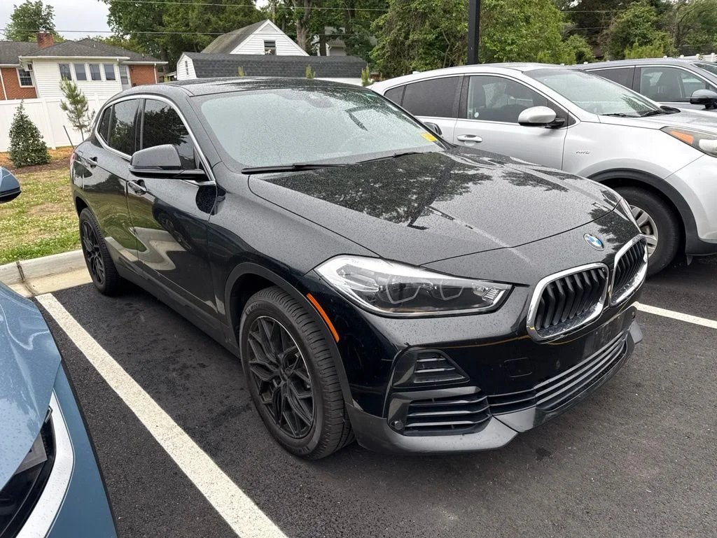 2022 BMW X2 sDrive28i's photo