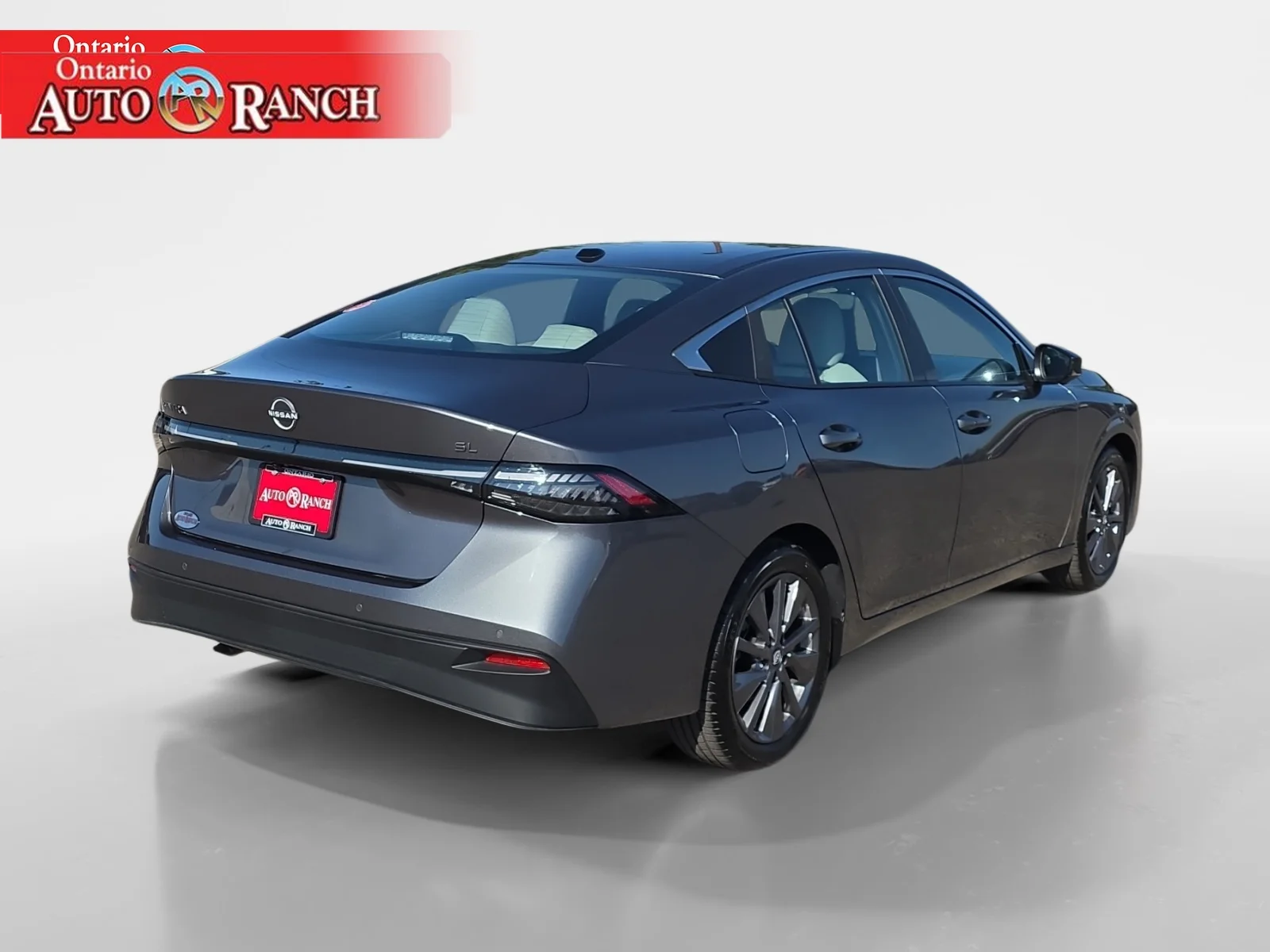 Used 2026 Gun Metallic Nissan SL image 5