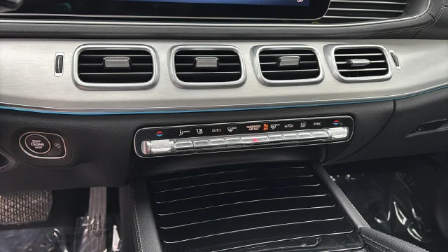 Used 2026  Mercedes-Benz GLE 350 image 31