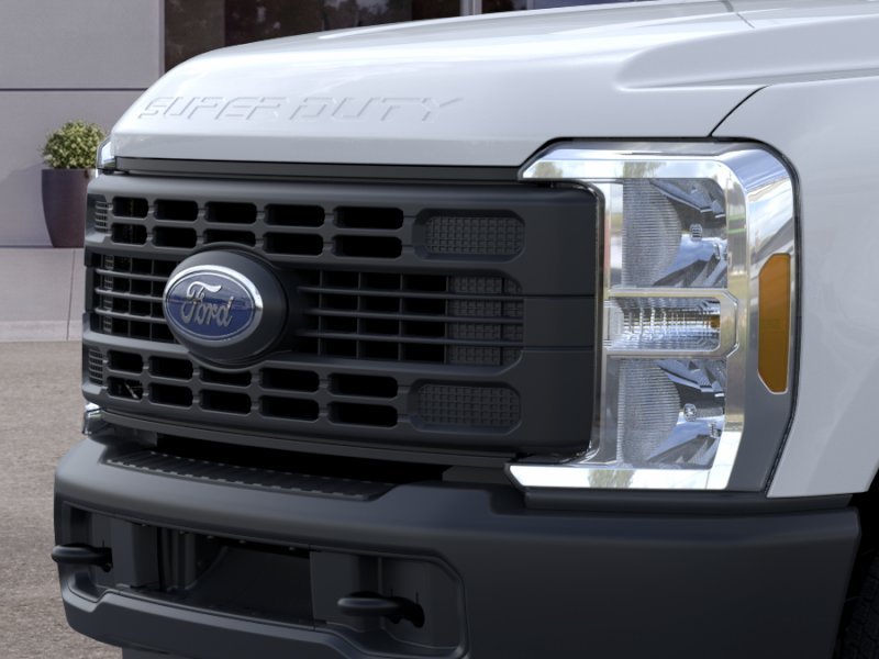 New 2026 Oxford White Ford F-250® XL image 39