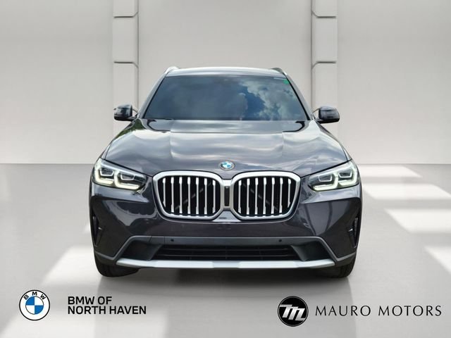 Used 2024 Gray BMW xDrive30i image 9